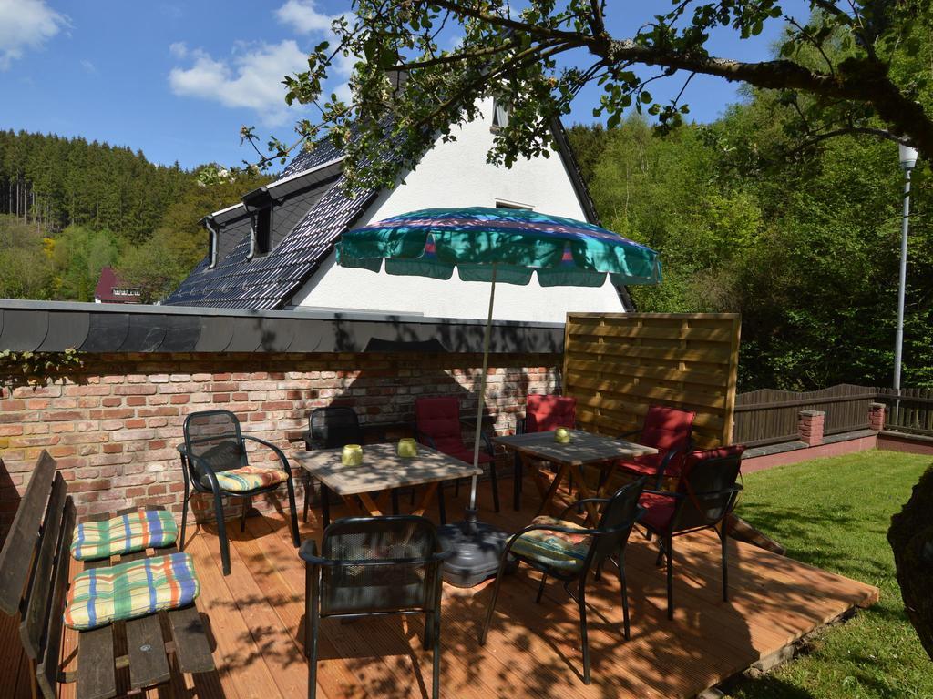 Holiday Home With Garden In Hellenthal Eifel Екстериор снимка